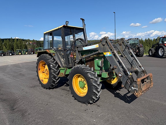 John Deere 2040 18 of 30