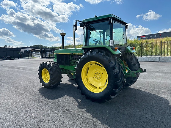 John Deere 3650 13 of 30