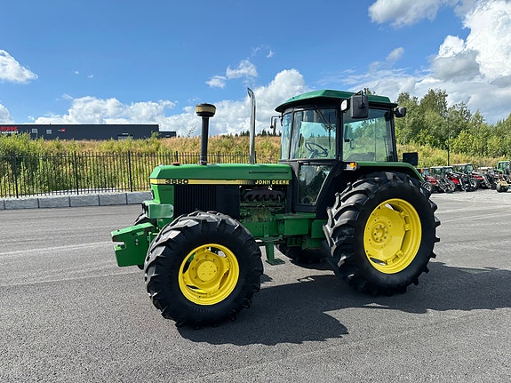 John Deere 3650 4 of 30