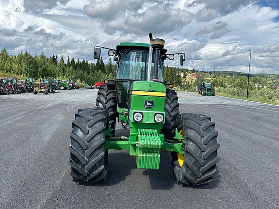 John Deere 3650 27 of 30