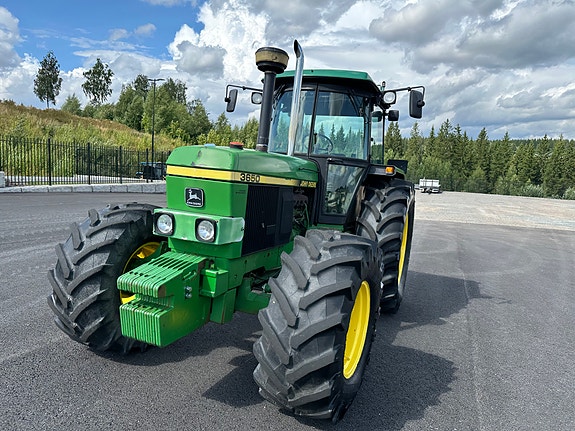 John Deere 3650 22 of 30