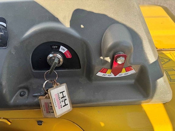 Yanmar C30R-3TV 14 of 14