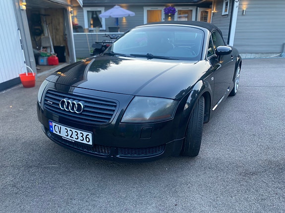 Audi TT 3 of 12