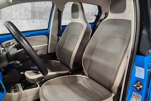 Volkswagen UP! 8 of 14