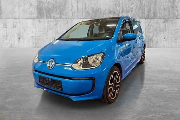 Volkswagen UP! 5 of 5