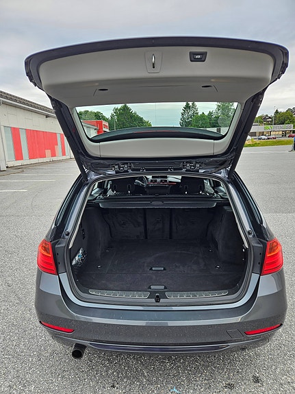 BMW 316i 13 of 30