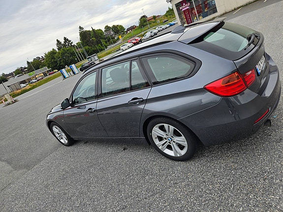 BMW 316i 16 of 30