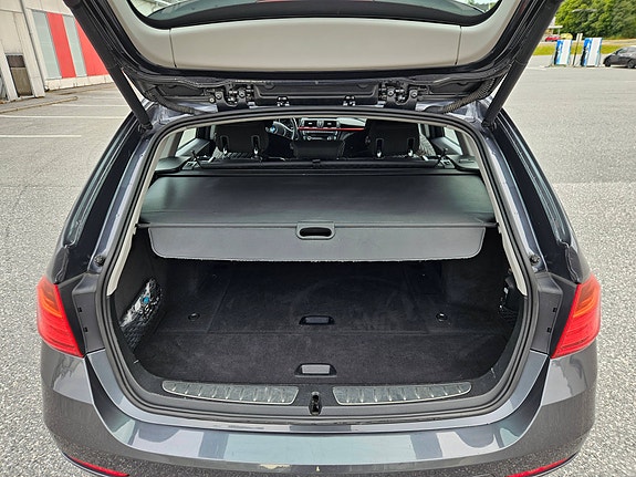 BMW 316i 12 of 30