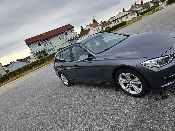 BMW 316i 4 of 30
