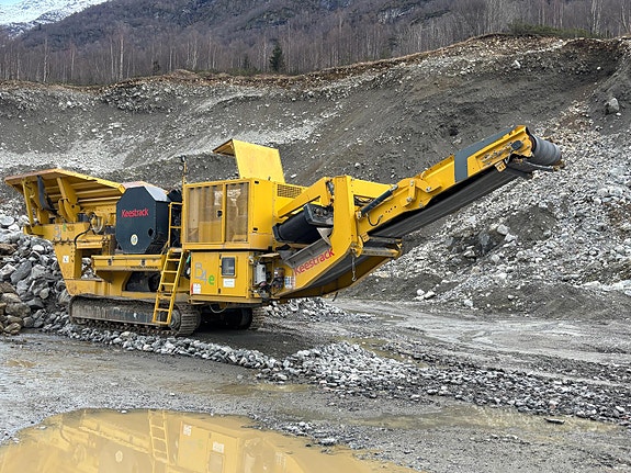 Keestrack B4e hybrid - 1 eier - Sidebånd - Matekasse - Ny kjeft - Magnet - Leveringsklar 5 of 30