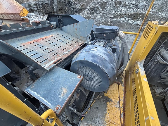 Keestrack B4e hybrid - 1 eier - Sidebånd - Matekasse - Ny kjeft - Magnet - Leveringsklar 15 of 30