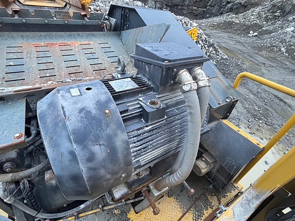 Keestrack B4e hybrid - 1 eier - Sidebånd - Matekasse - Ny kjeft - Magnet - Leveringsklar 17 of 30