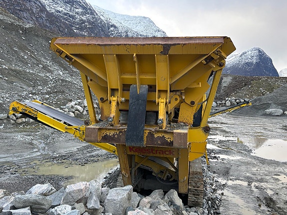 Keestrack B4e hybrid - 1 eier - Sidebånd - Matekasse - Ny kjeft - Magnet - Leveringsklar 7 of 30