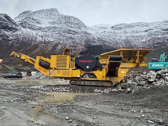 Keestrack B4e hybrid - 1 eier - Sidebånd - Matekasse - Ny kjeft - Magnet - Leveringsklar 4 of 30