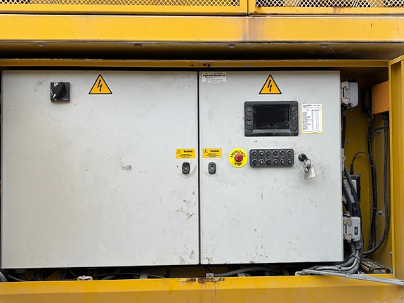 Keestrack B4e hybrid - 1 eier - Sidebånd - Matekasse - Ny kjeft - Magnet - Leveringsklar 21 of 30