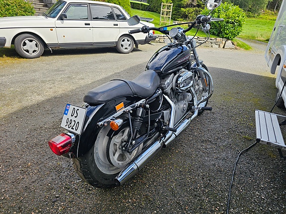 Harley-Davidson XLC SPORTSTER 883 CUSTOM A2 3 of 17