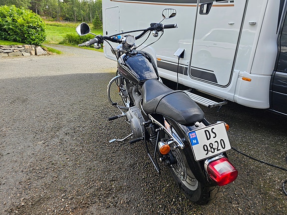 Harley-Davidson XLC SPORTSTER 883 CUSTOM A2 2 of 17
