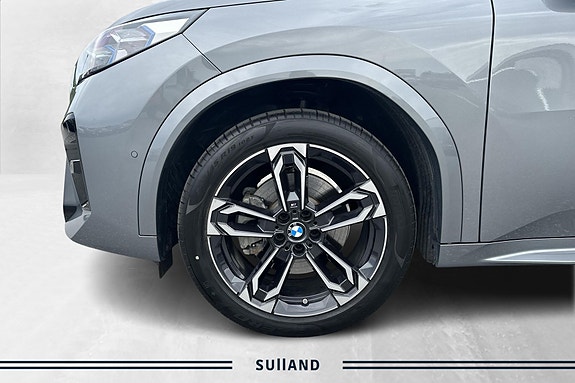 BMW iX2 21 of 30