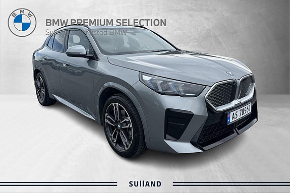 BMW iX2 7 of 30