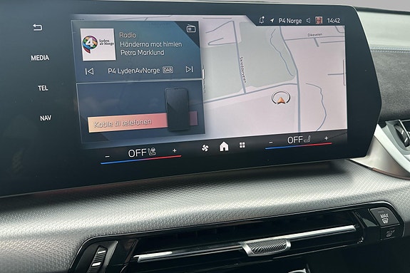 BMW iX2 14 of 30