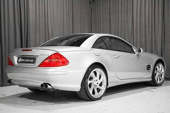 Mercedes-Benz SL500 8 of 30