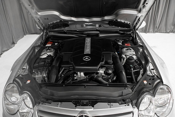 Mercedes-Benz SL500 19 of 30