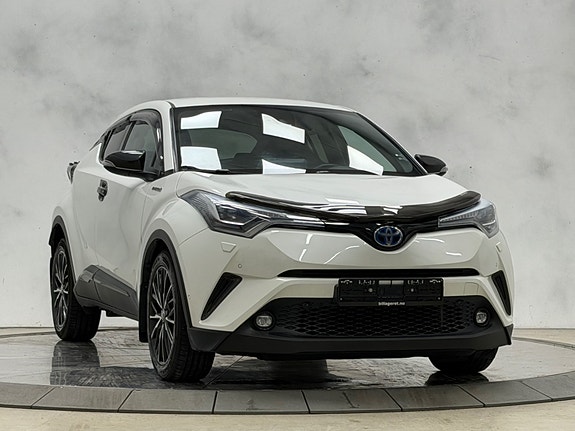 Toyota C-HR 4 of 5