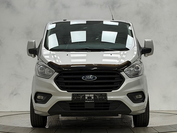 Ford Transit Custom 3 of 5