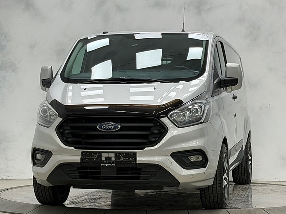 Ford Transit Custom 2 of 5