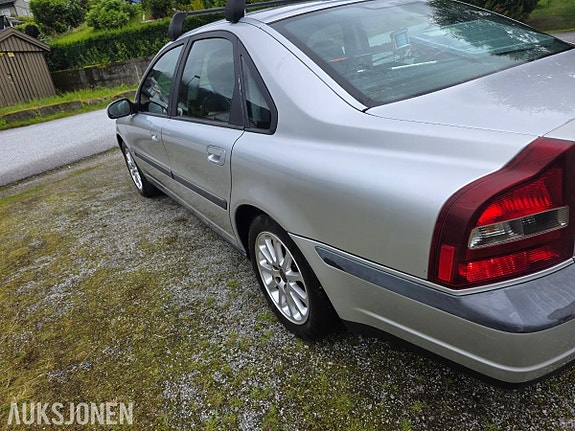 Volvo S80 5 of 5