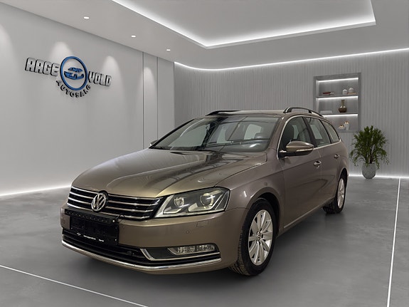 Volkswagen Passat 2 of 5