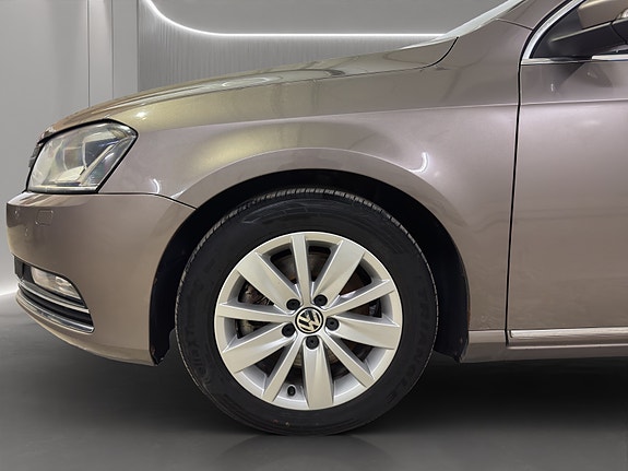 Volkswagen Passat 5 of 5