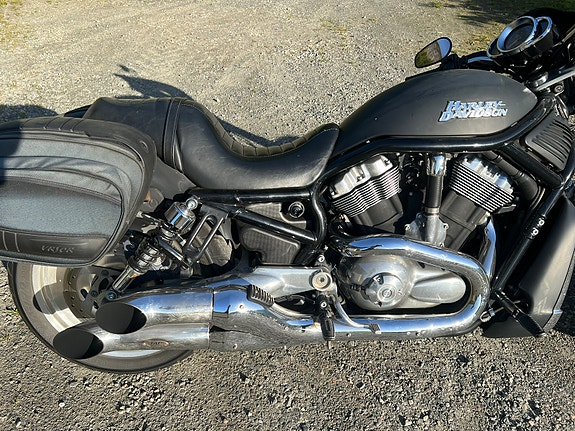 Harley-Davidson VRSCDX Night Rod Special 6 of 8
