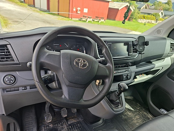 Toyota Proace 16 of 18
