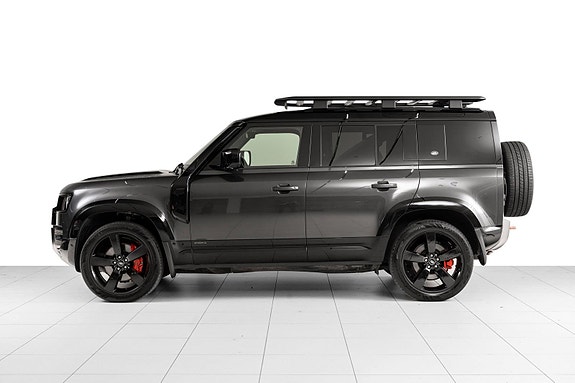 Land Rover Defender 110 3 of 5
