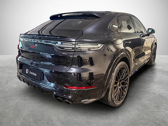 Porsche Cayenne 5 of 30