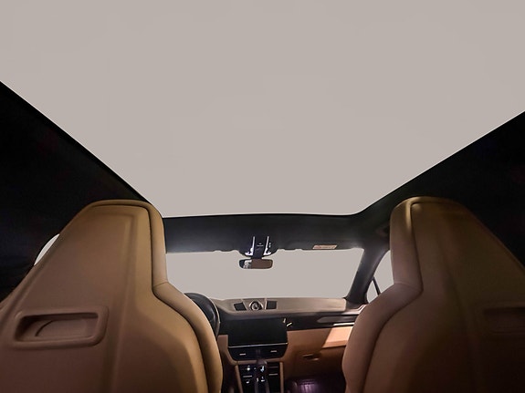 Porsche Cayenne 27 of 30