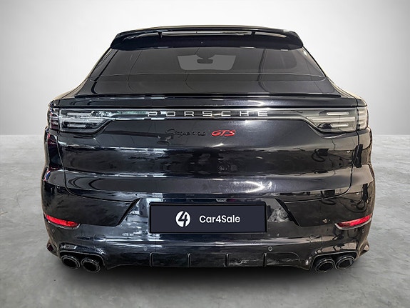 Porsche Cayenne 4 of 30