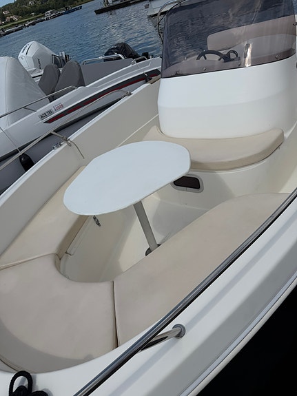 Oceanmaster 605 13 of 15
