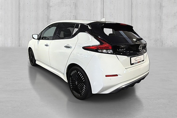 Nissan Leaf 5 of 21