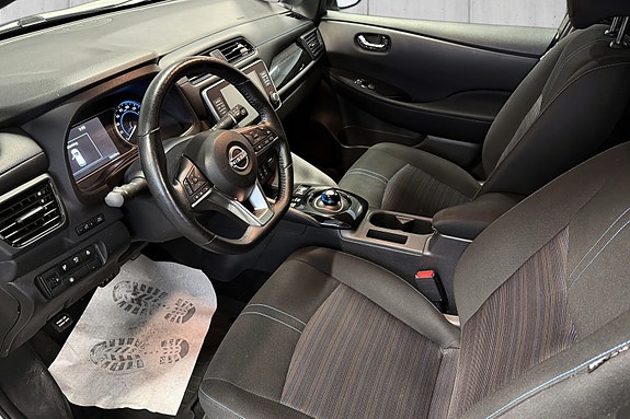 Nissan Leaf 11 of 21