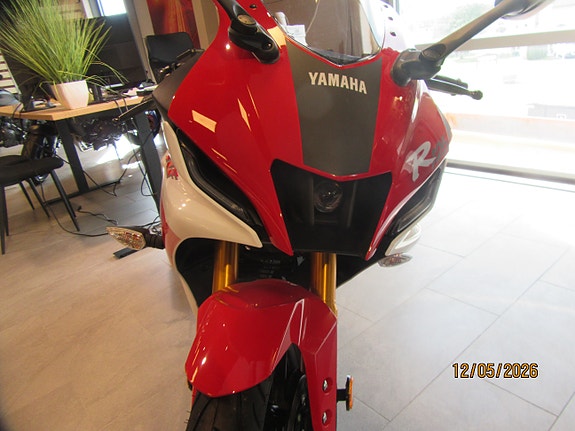 Yamaha YZF R125 - Ta kontakt for rask levering! 9 of 11