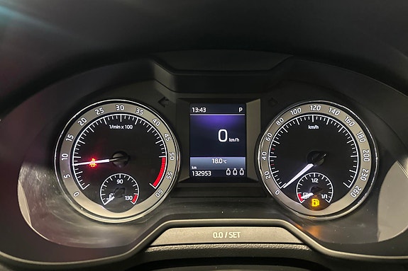 Skoda Octavia 10 of 24