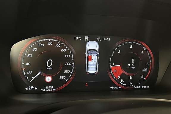 Volvo V60 Cross Country 10 of 24