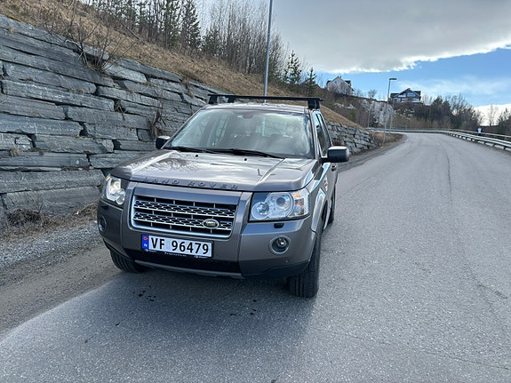 Land Rover Freelander 2 of 5