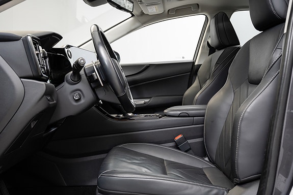 Lexus NX450h 15 of 30