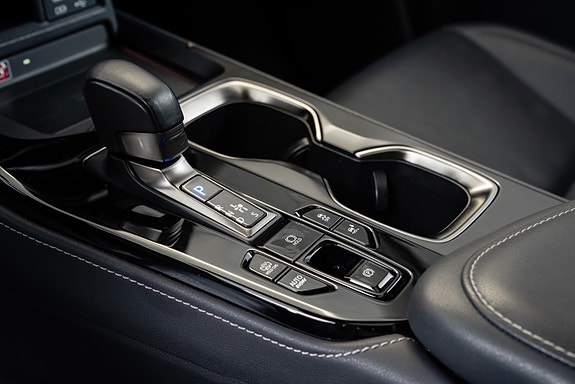 Lexus NX450h 13 of 30