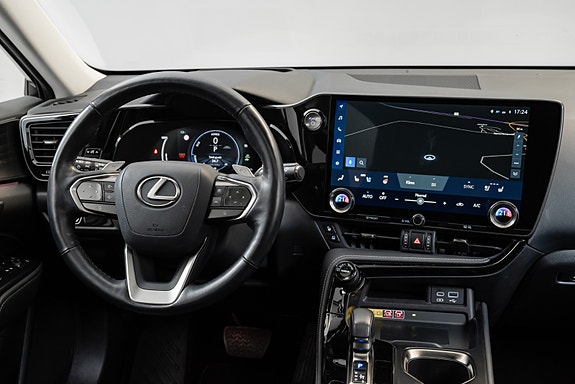 Lexus NX450h 23 of 30