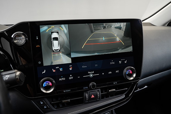Lexus NX450h 22 of 30