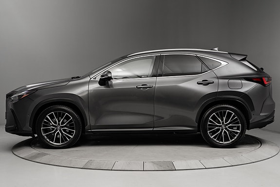 Lexus NX450h 2 of 30